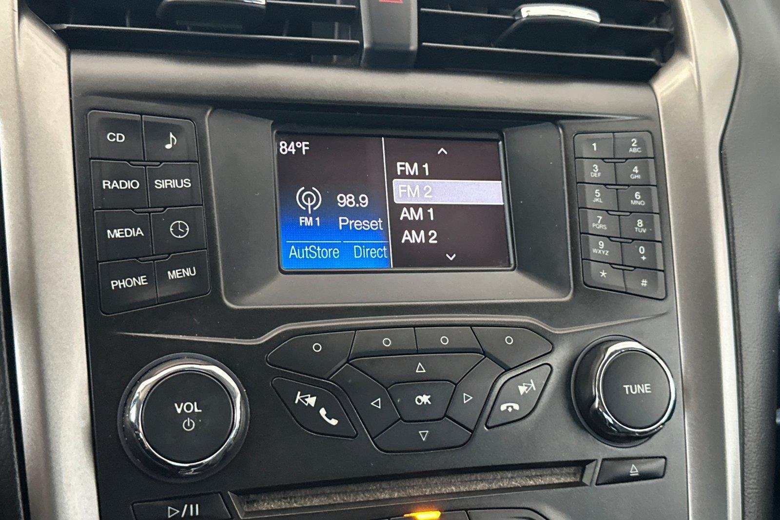 Used 2017 Magnetic Ford SE image 17