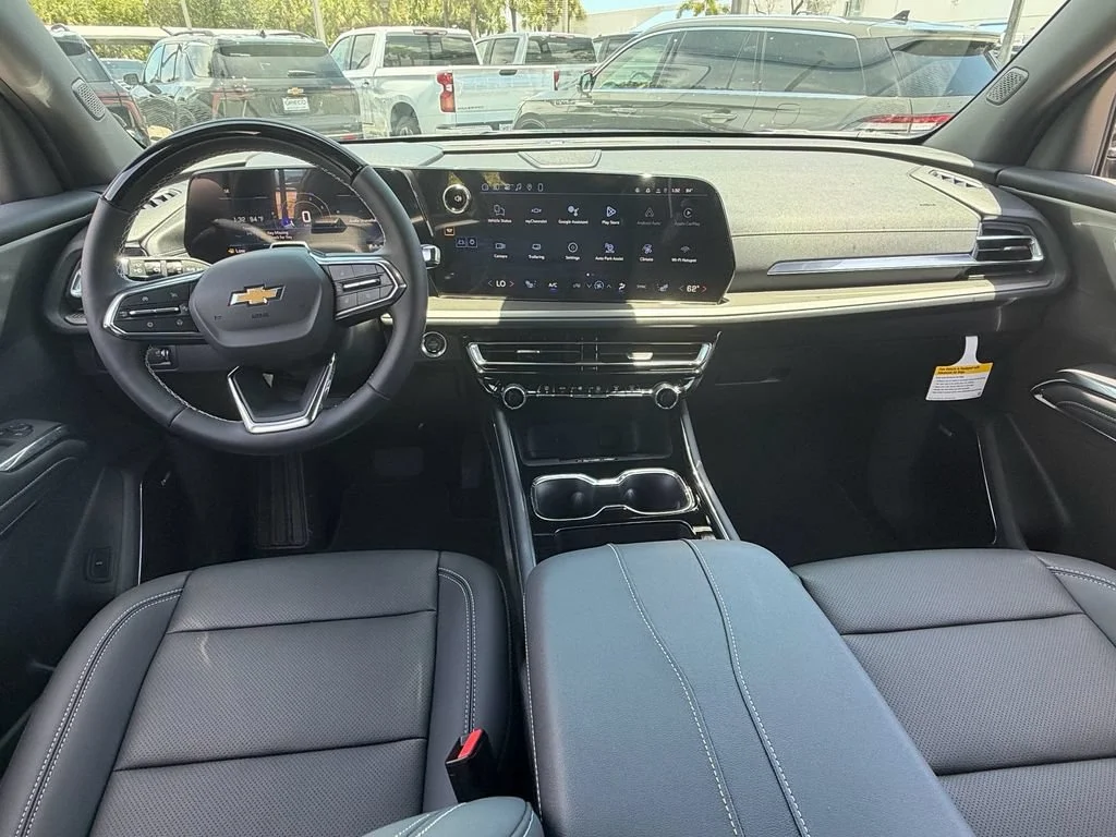 New 2026 Mosaic Black Metallic Chevrolet LT image 10