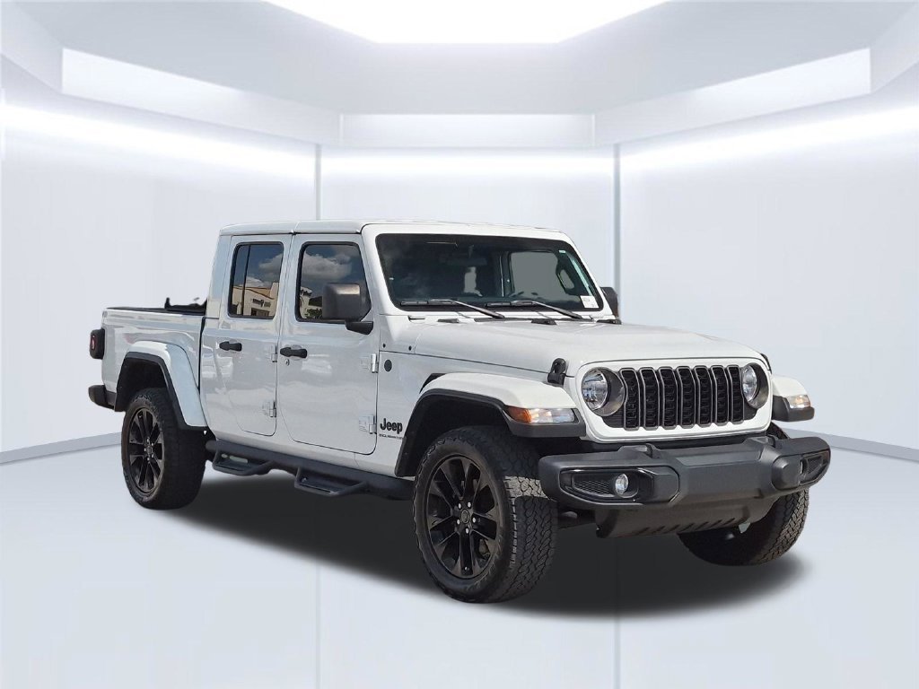 Used 2024 White Jeep Nighthawk image 8