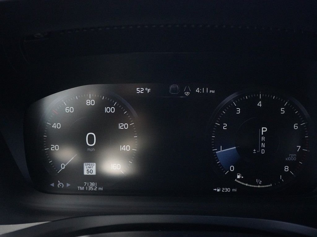 Used 2020 Gray Volvo T5 image 41