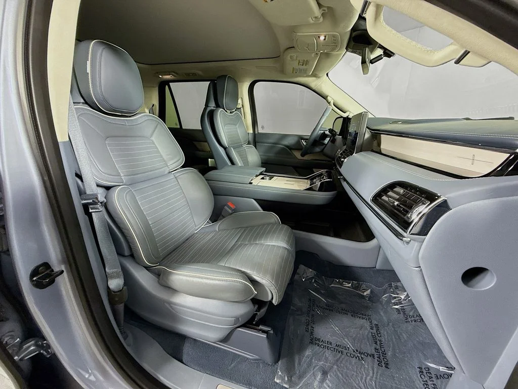 Used 2023 Blue Lincoln Black Label image 31