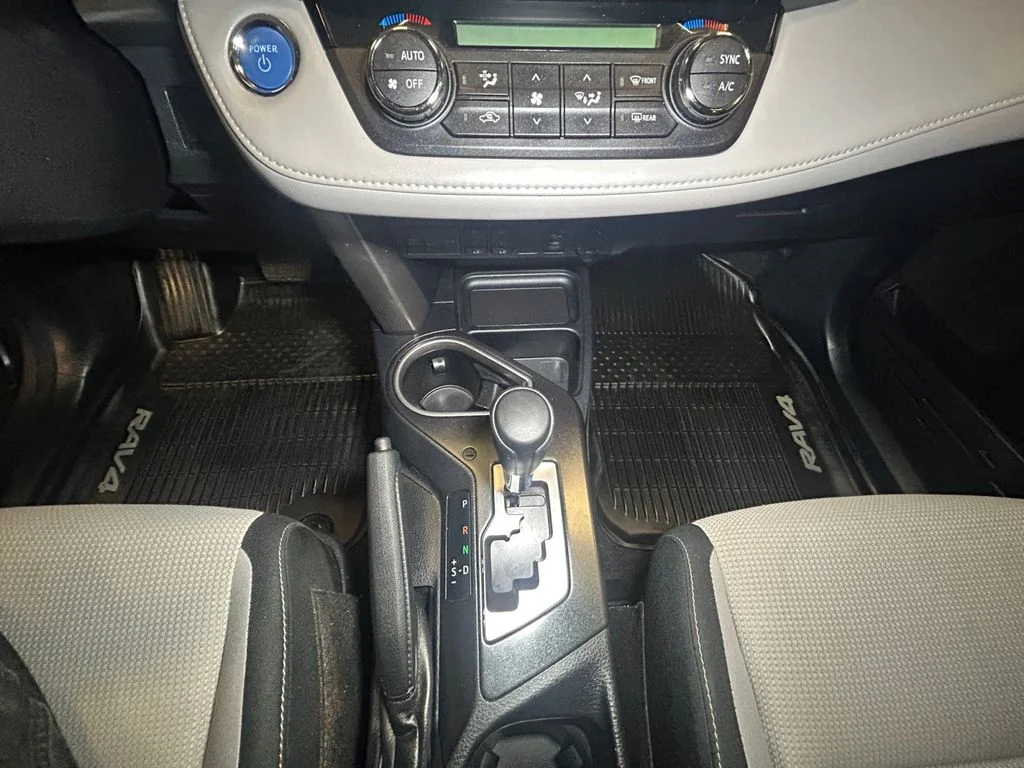 Used 2018 Magnetic Gray Toyota XLE image 11