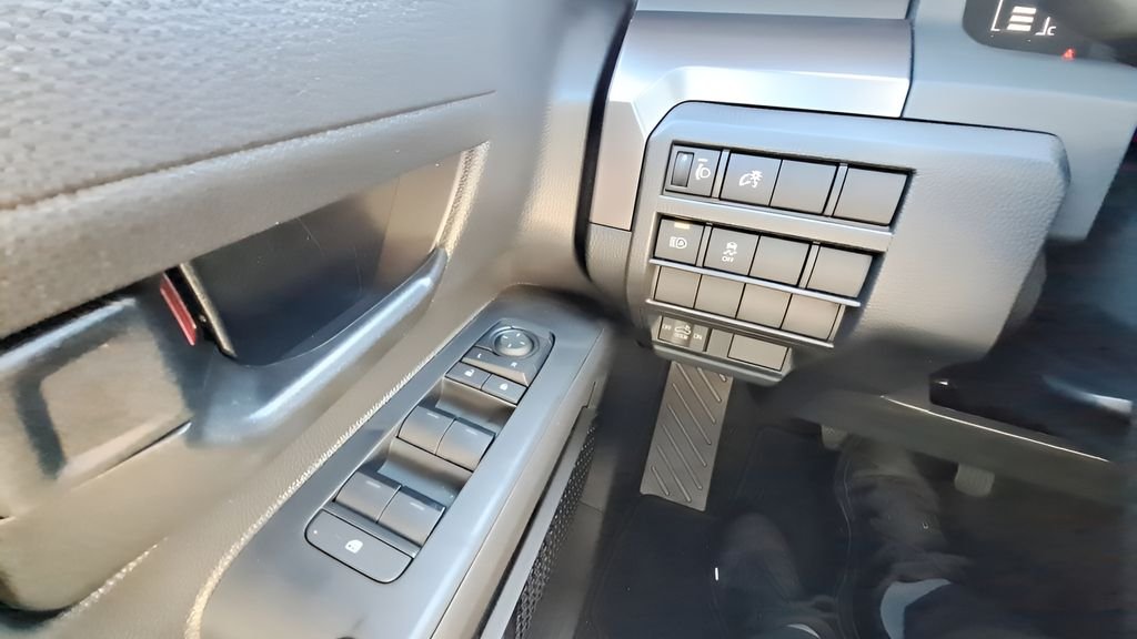 2026 Toyota Tacoma SR5 - Photo 42