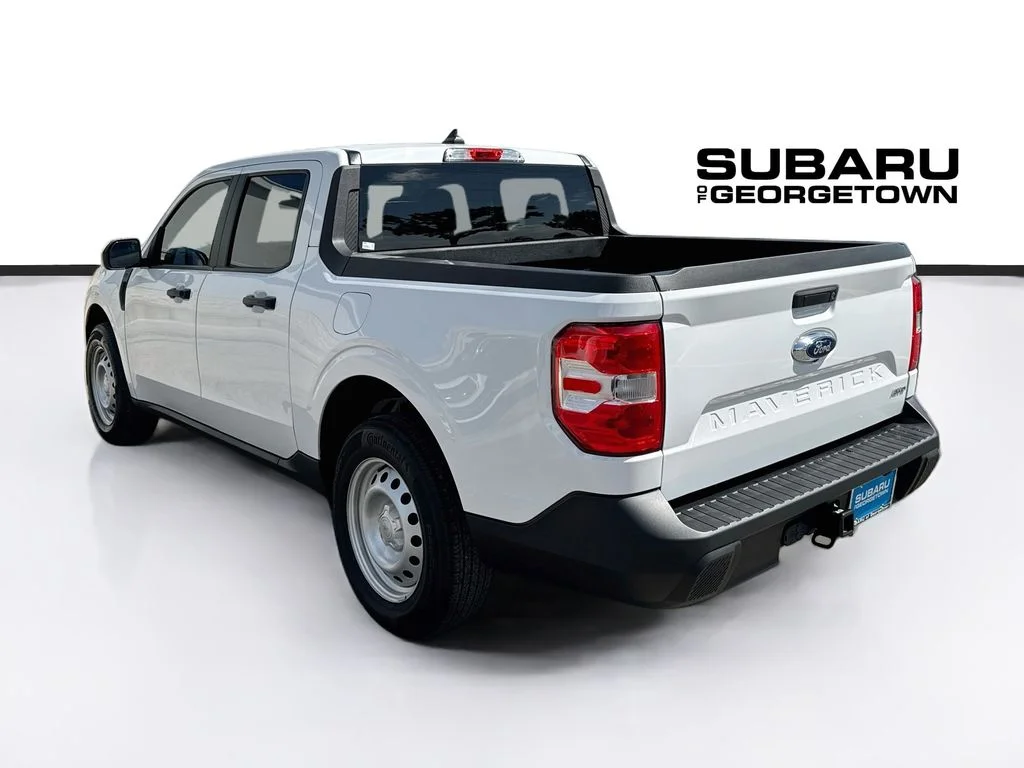 Used 2024 White Ford XL image 5