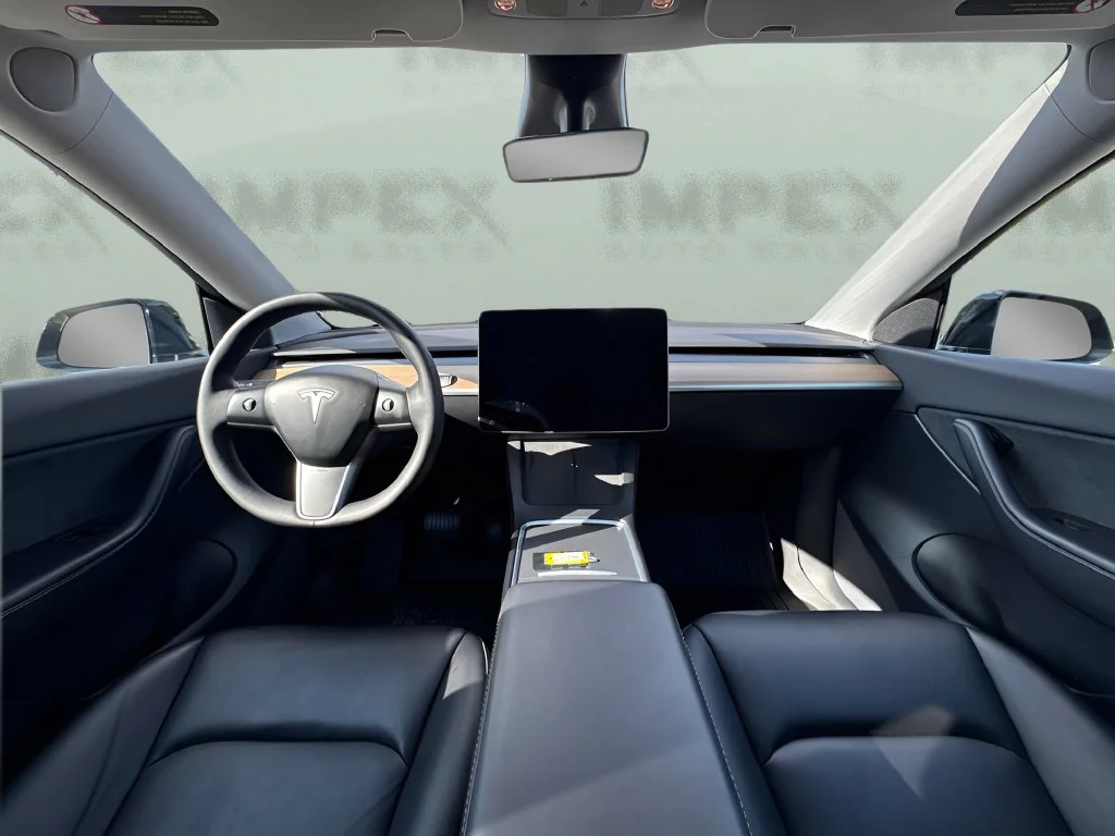Used 2021 Black Tesla Long Range image 13