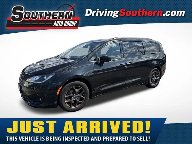 2018 Chrysler Pacifica Touring L Plus