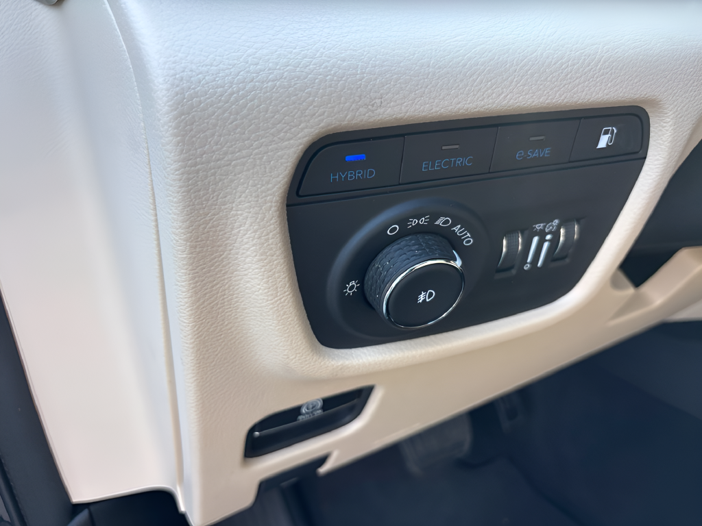 Certified Used 2024 Gray Jeep 4xe image 26