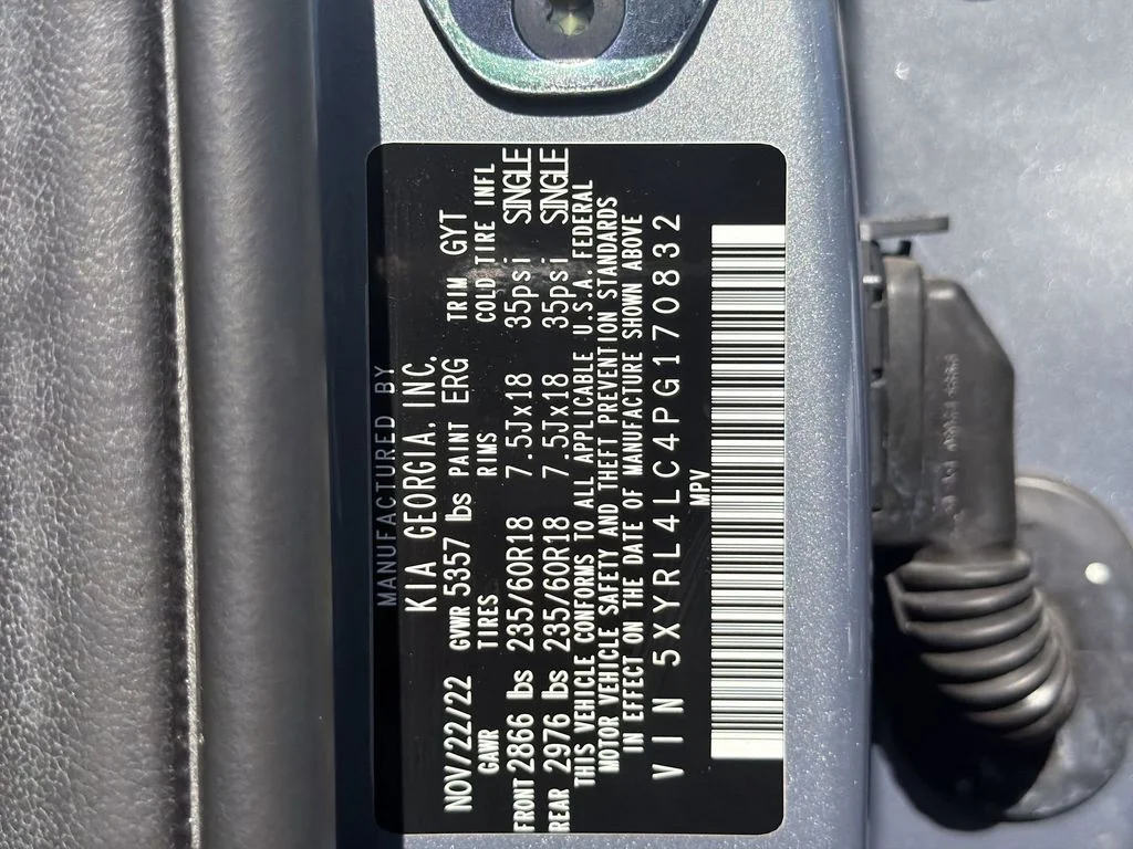 Used 2023 Silver Kia S image 41
