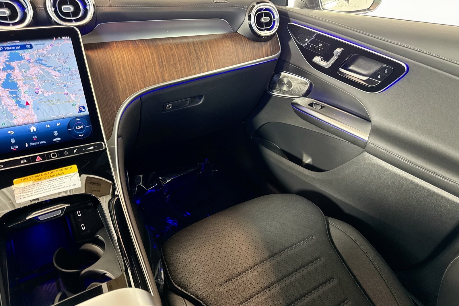 New 2026 Polar White Mercedes-Benz GLC 300 image 20