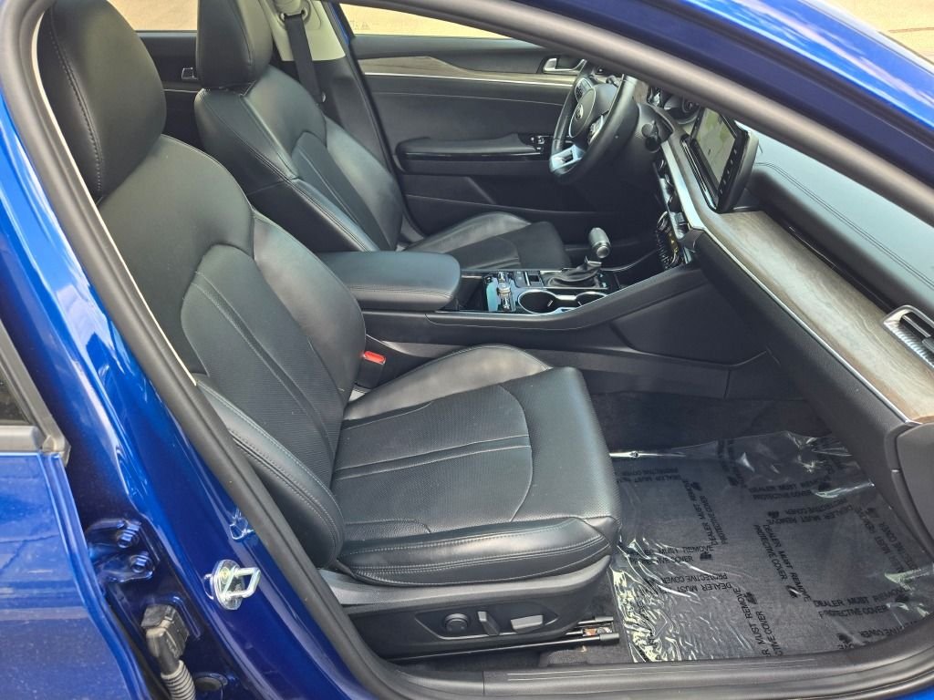 Used 2021 Sapphire Blue Kia EX image 6