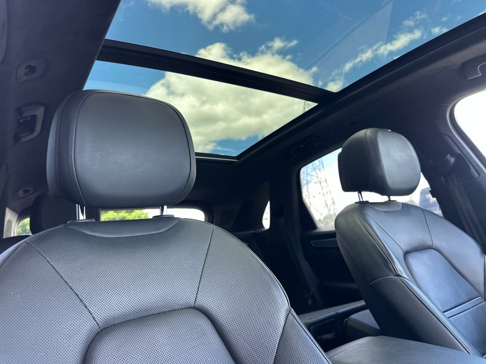 Used 2019 Black Porsche Turbo image 16