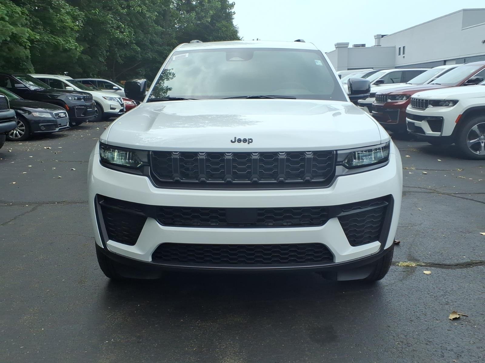 New 2026 Bright White Clearcoat Jeep Altitude image 2