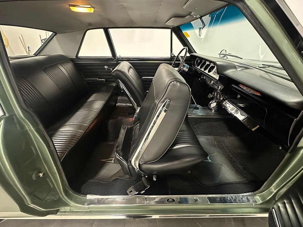 Used 1964 Green Pontiac  image 57