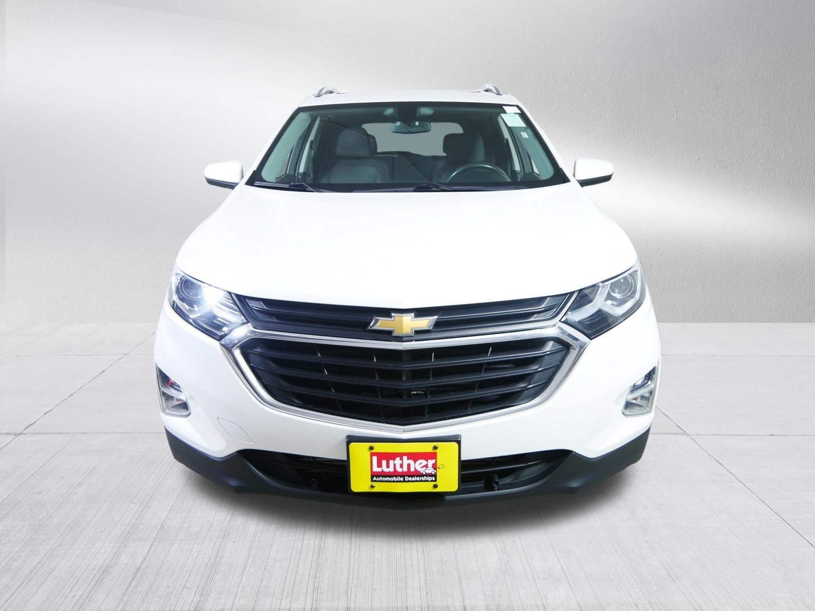 Used 2018 Chevrolet Equinox LT with VIN 2GNAXSEV9J6133405 for sale in Brooklyn Center, MN