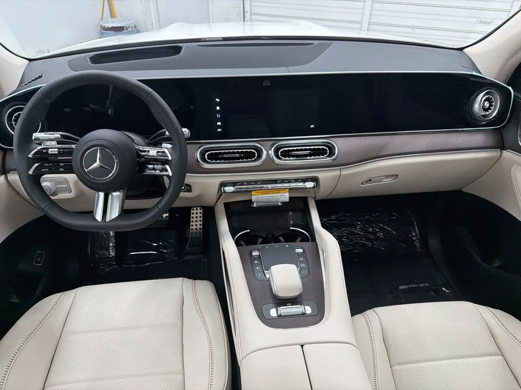 New 2027 White Mercedes-Benz GLS 450 image 27