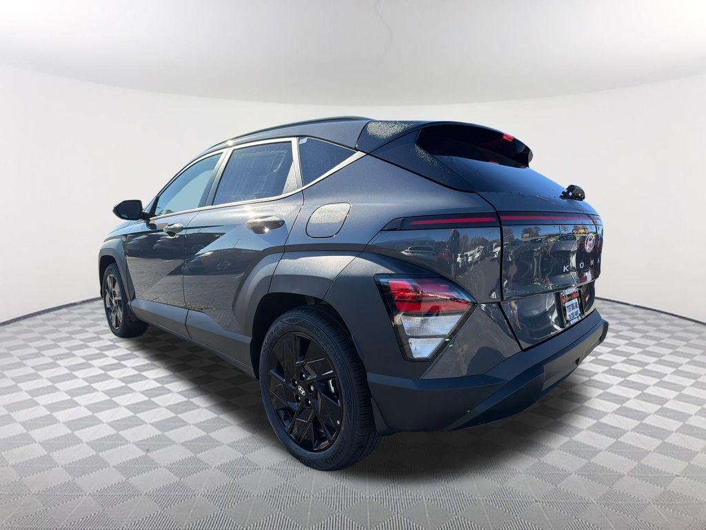 New 2026 Gray Hyundai SEL Sport FWD image 7
