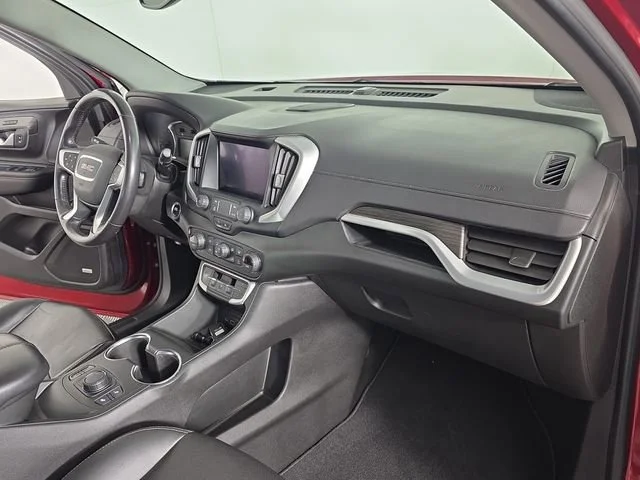 Used 2022 Cayenne Red Tintcoat GMC SLT image 19