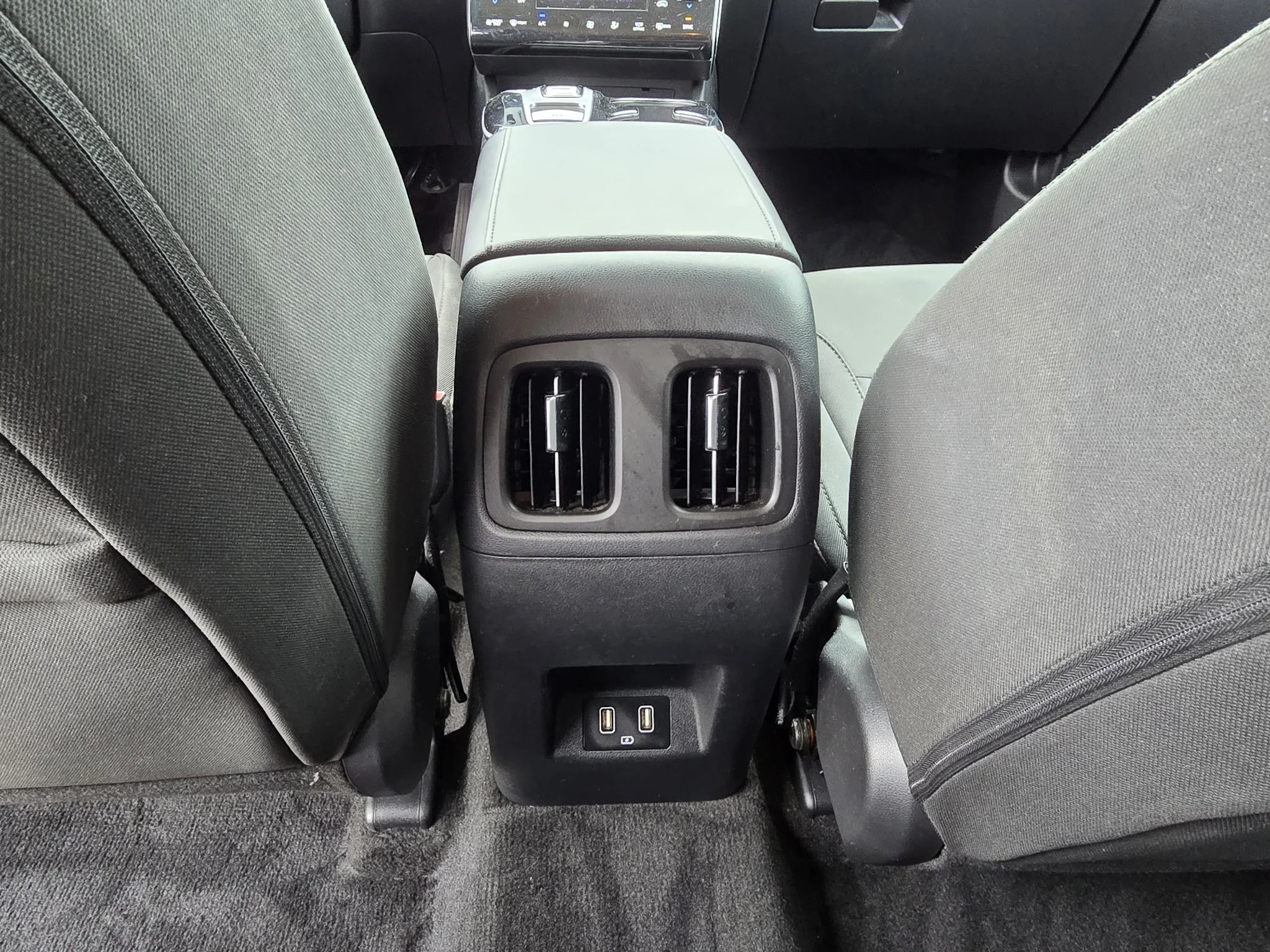 Used 2023 Shimmering Silver Hyundai Blue image 30