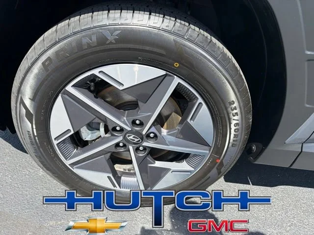 Used 2025 Gray Hyundai SEL image 9