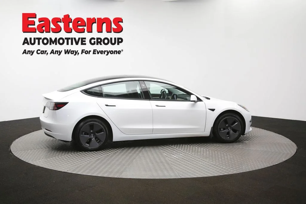 Used 2021 White Tesla Standard Range Plus image 38