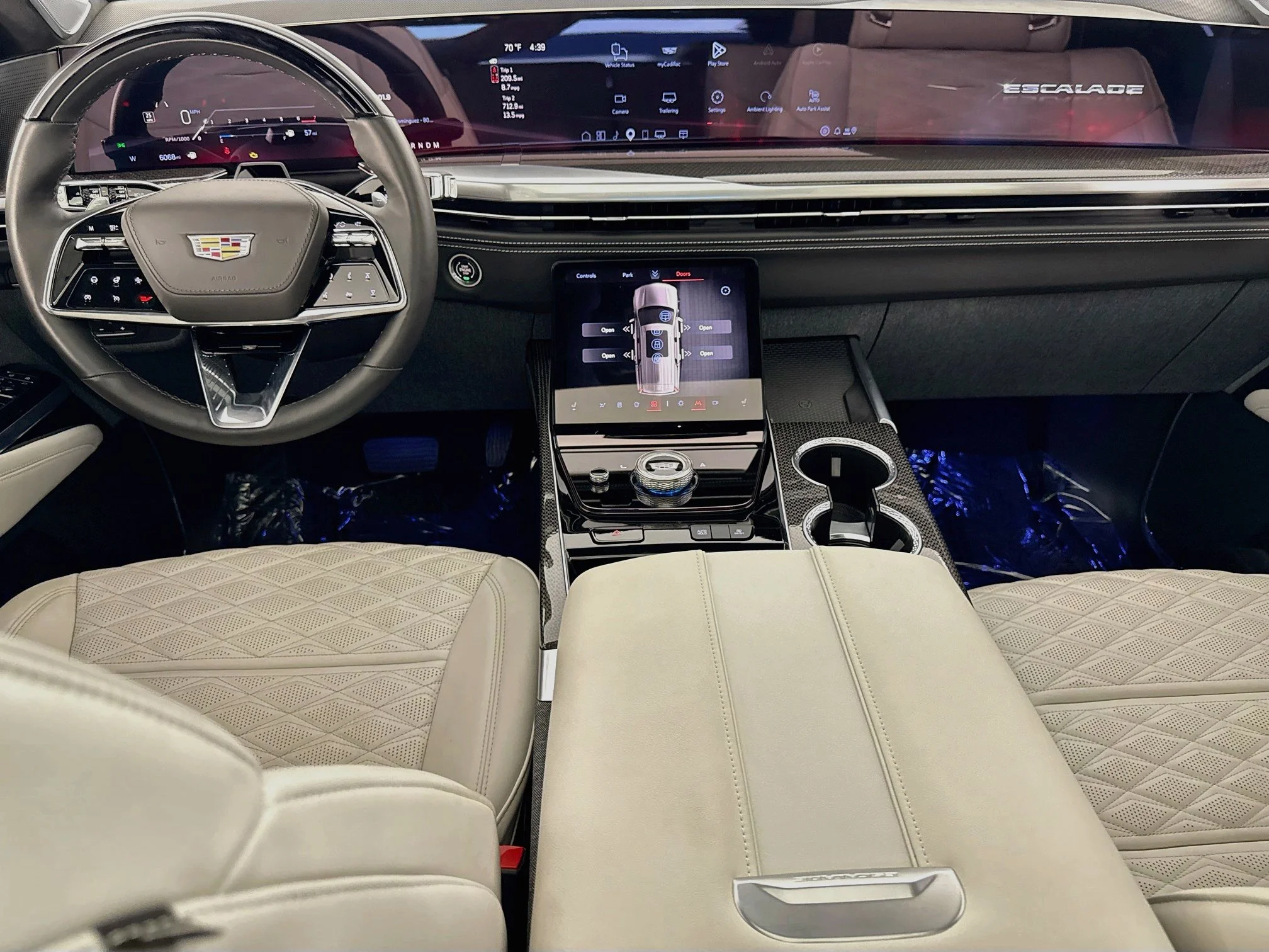 Used 2025 Aegean Stone Cadillac Escalade-V ESV image 26