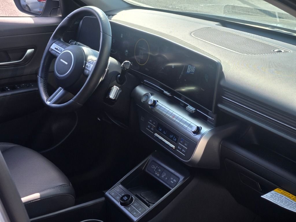 Used 2026 Cyber Gray Metallic Hyundai Limited image 7