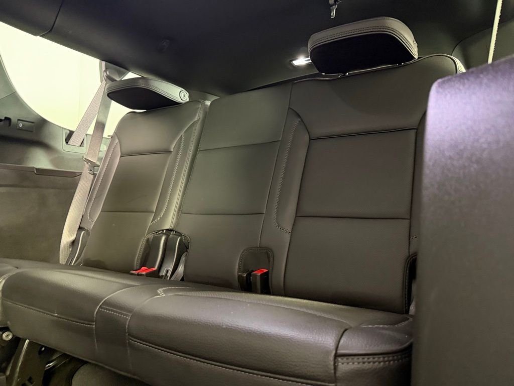 Used 2025 White GMC Denali image 24