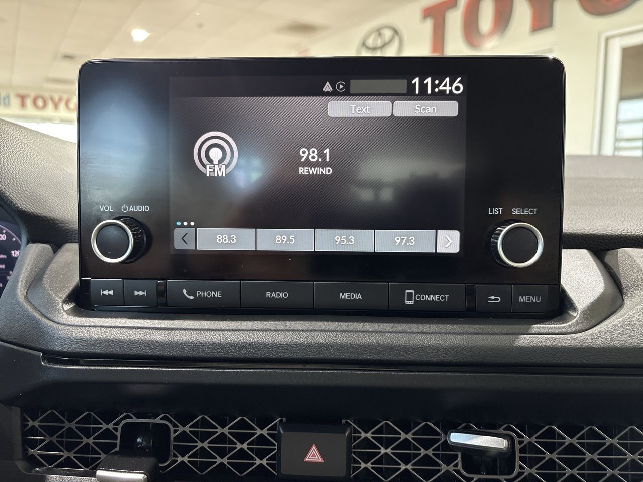 Used 2024 White Honda EX image 17