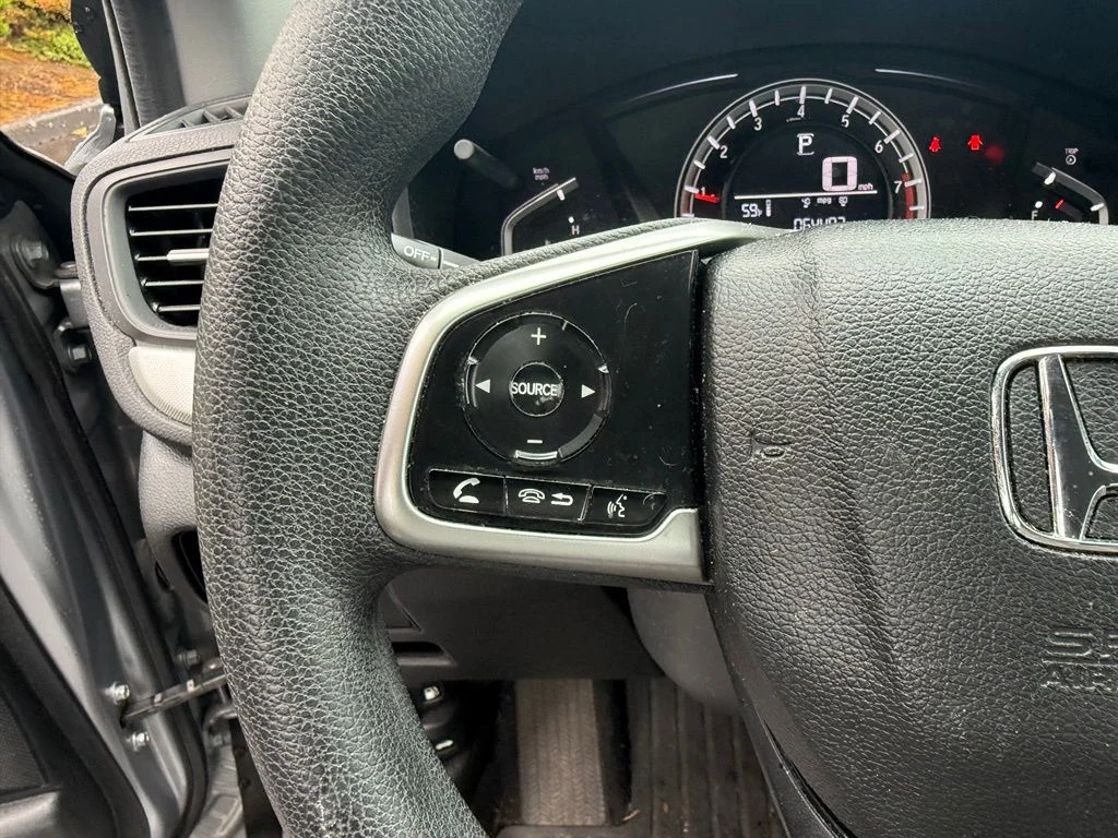 Used 2018 Lunar Silver Metallic Honda LX image 11