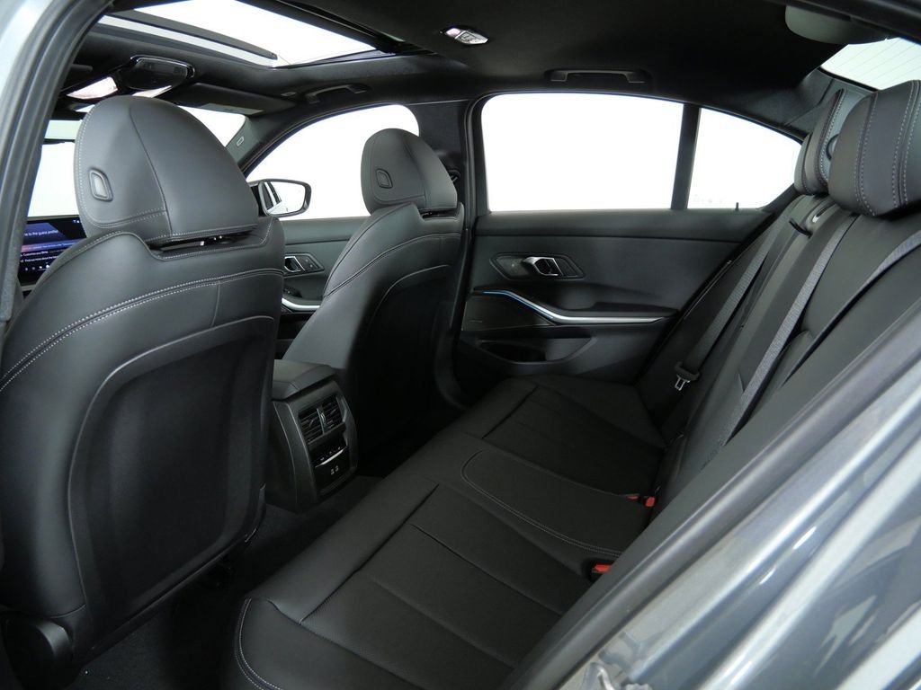 New 2026 Skyscraper Grey Metallic BMW 330i xDrive image 30