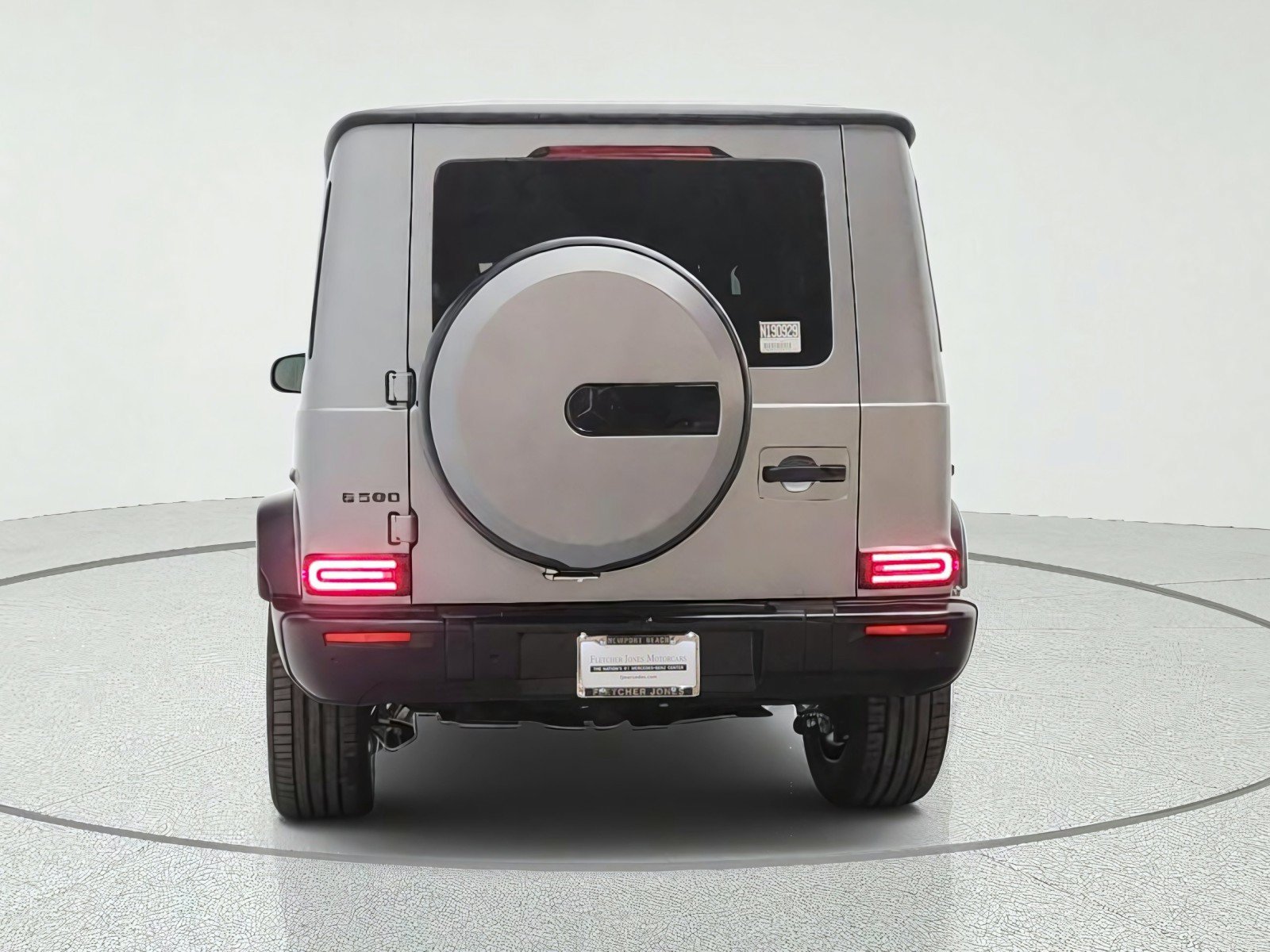 New 2027 MANUFAKTUR Platinum Magno Mercedes-Benz G 580e SUV image 27