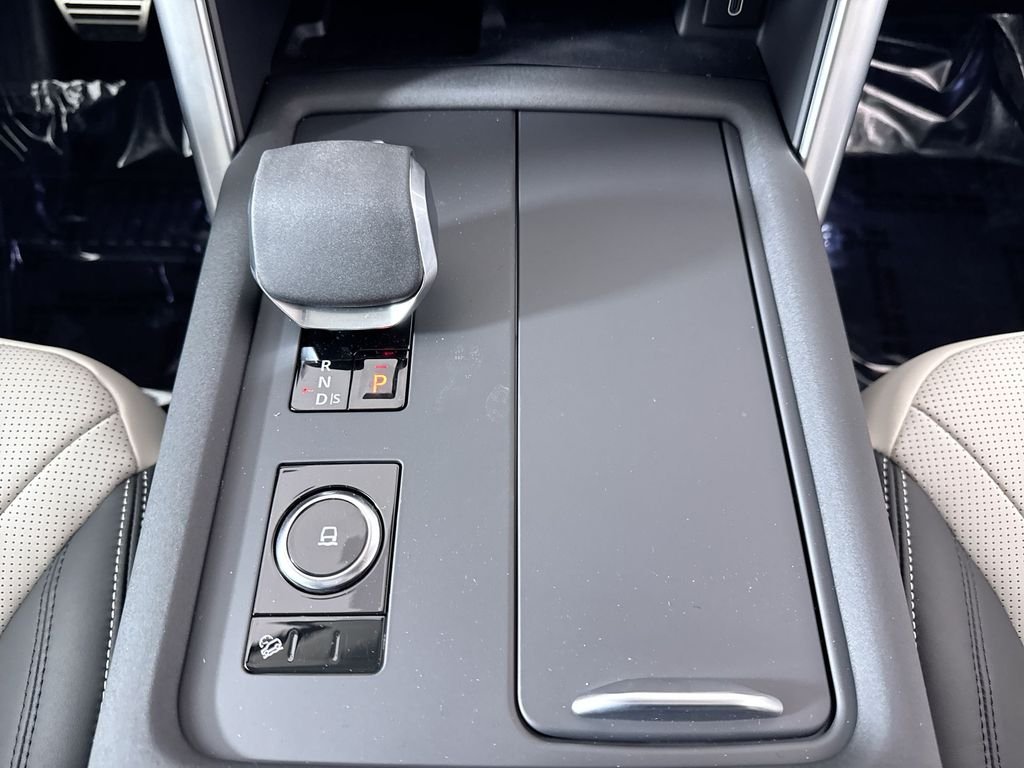 2026 Land Rover Discovery Gemini Edition - Photo 18