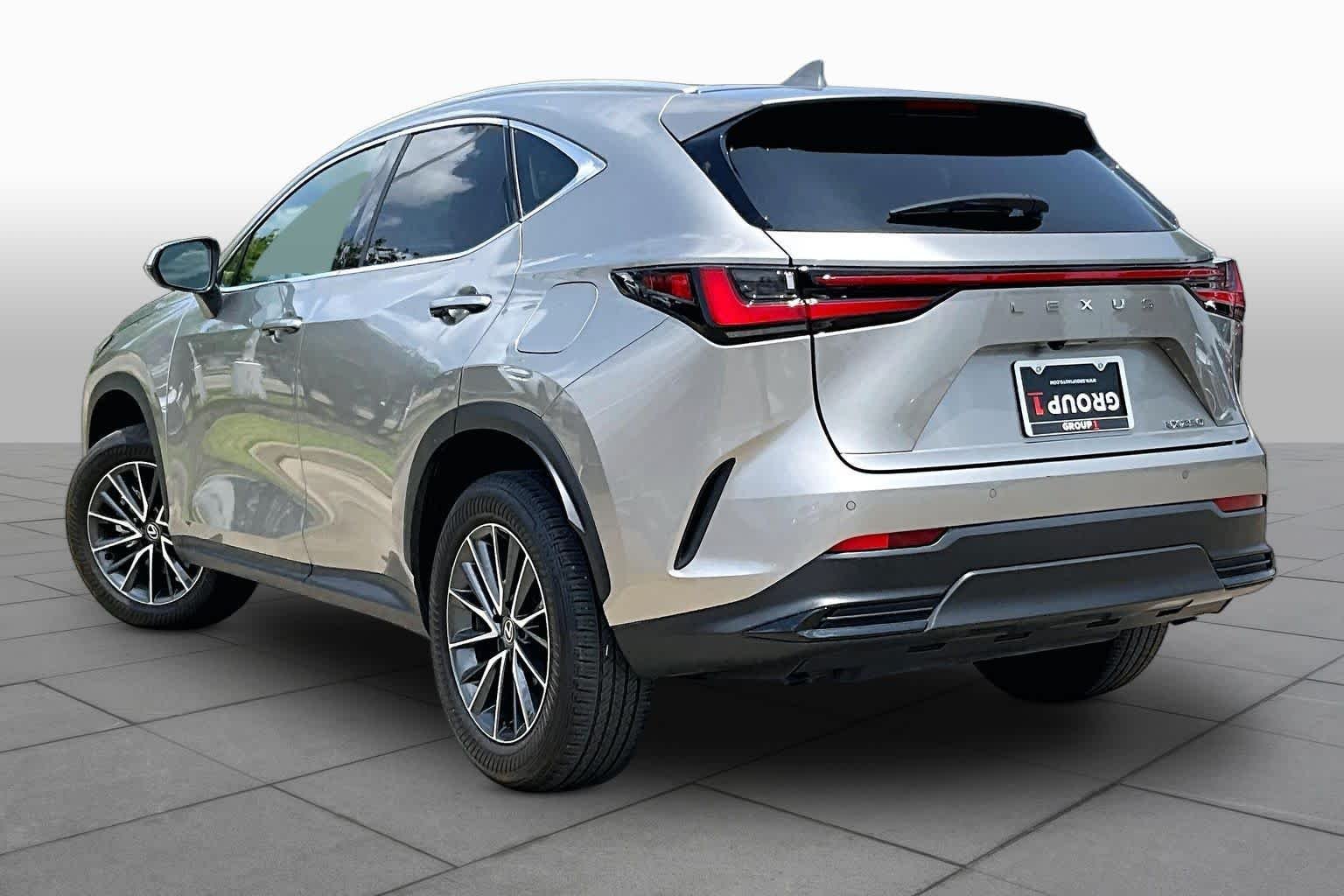 Used 2025 Atomic Silver Lexus  image 10
