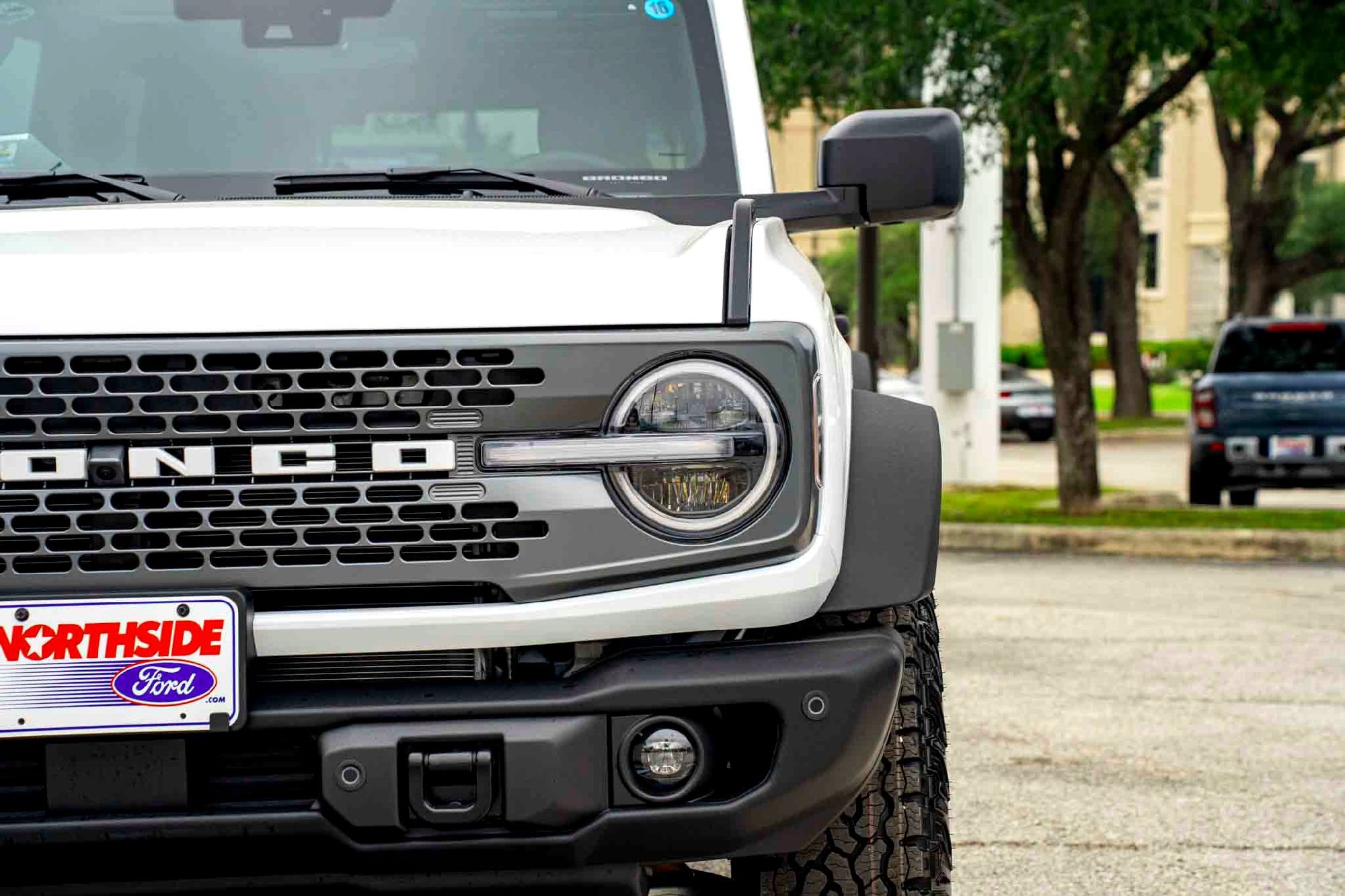 New 2026 Oxford White Ford Badlands image 8