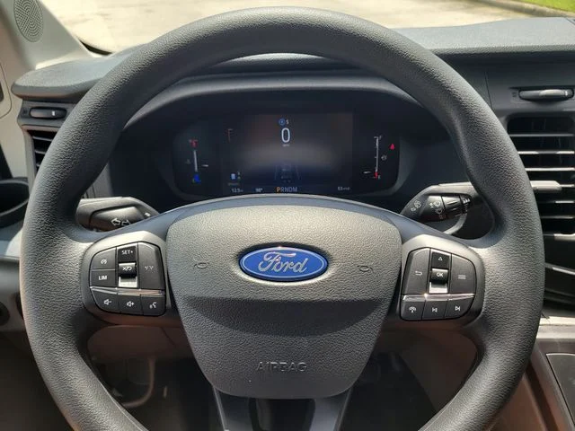 New 2026 Oxford White Ford Base image 27