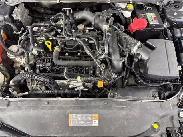 Used 2019 Gray Ford SE image 35