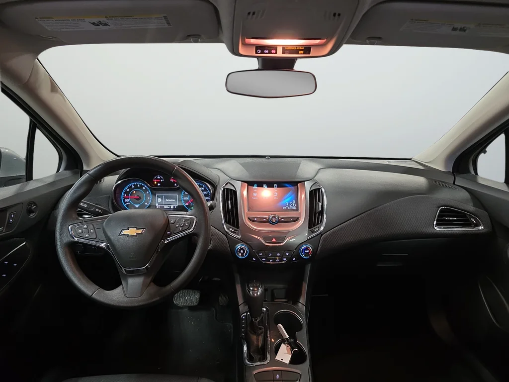 Used 2017 Silver Chevrolet LT image 10