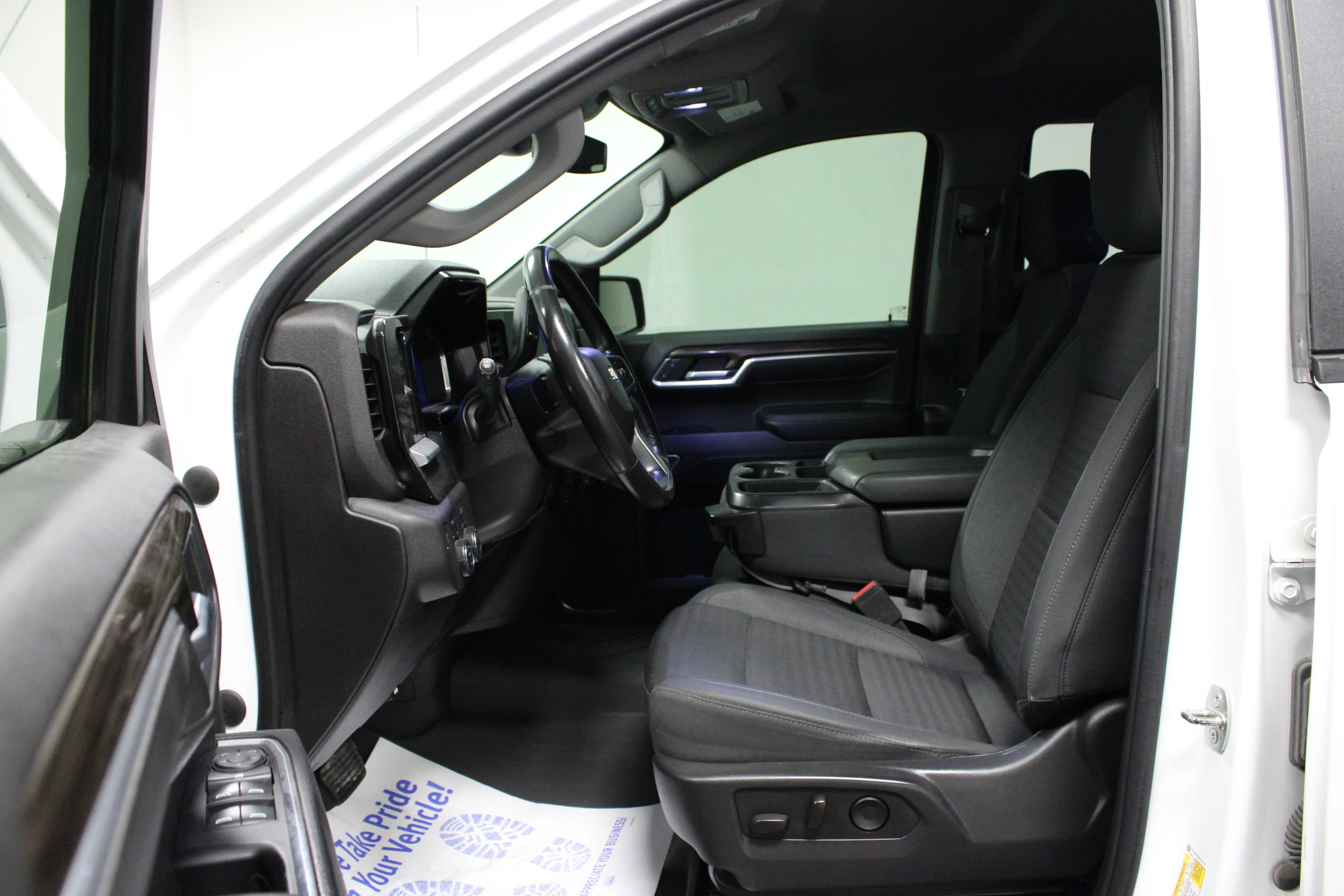 Used 2023 Summit White Chevrolet LT image 12