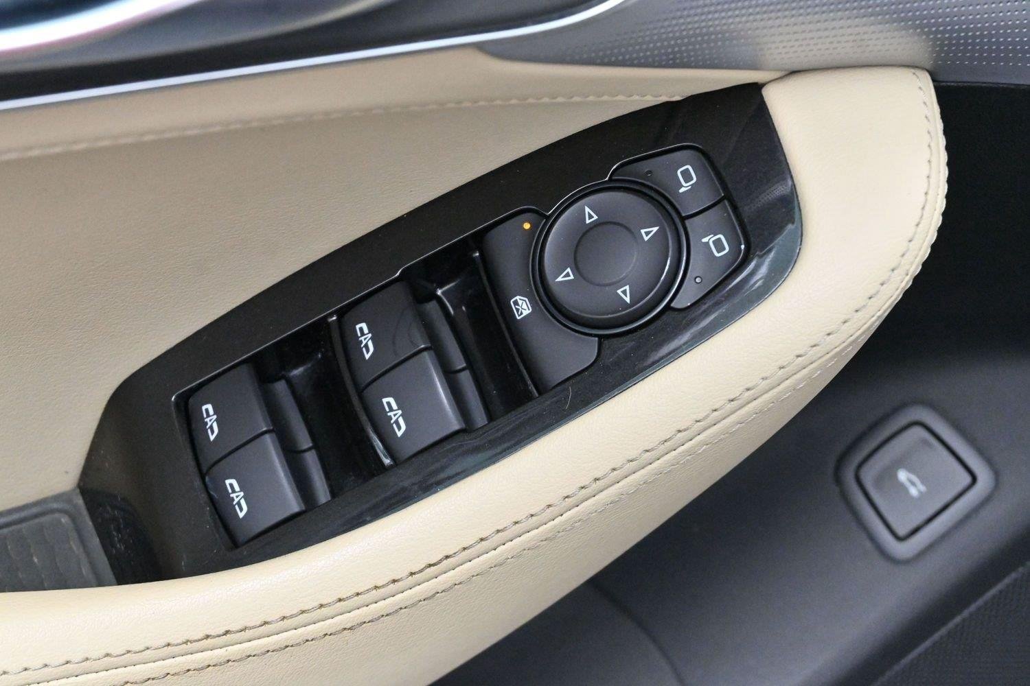 Used 2020 GARNET METALLIC Cadillac Luxury image 12