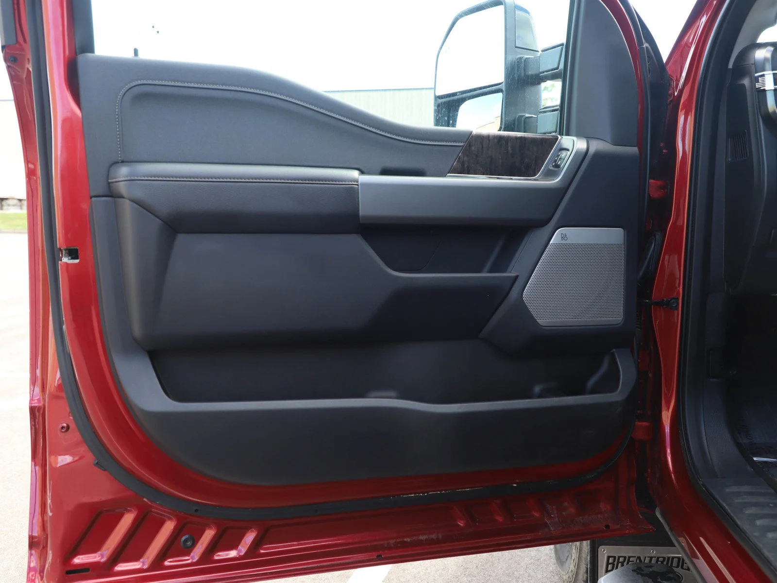 Used 2026 Ruby Red Metallic Tinted Clearcoat Ford LARIAT image 17