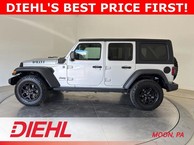 Used 2023 Silver Jeep Base 4xe image 4