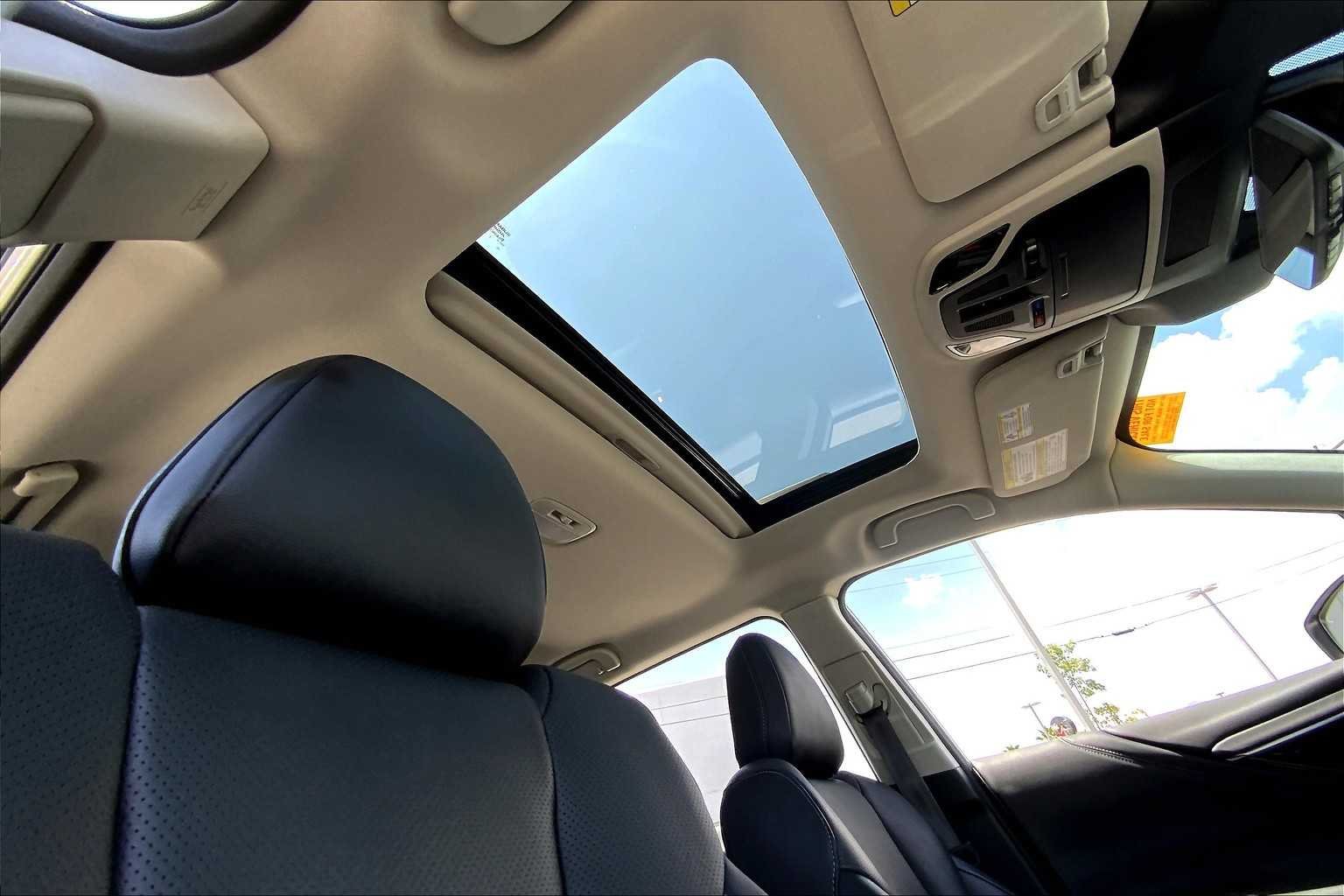 Used 2023 Crystal White Pearl Subaru Touring image 13