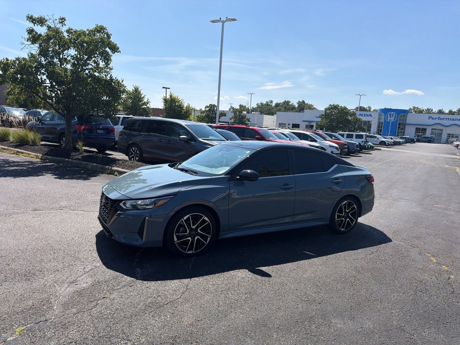 Used 2024 Atlantic Gray Metallic/Super Black Nissan SR image 9