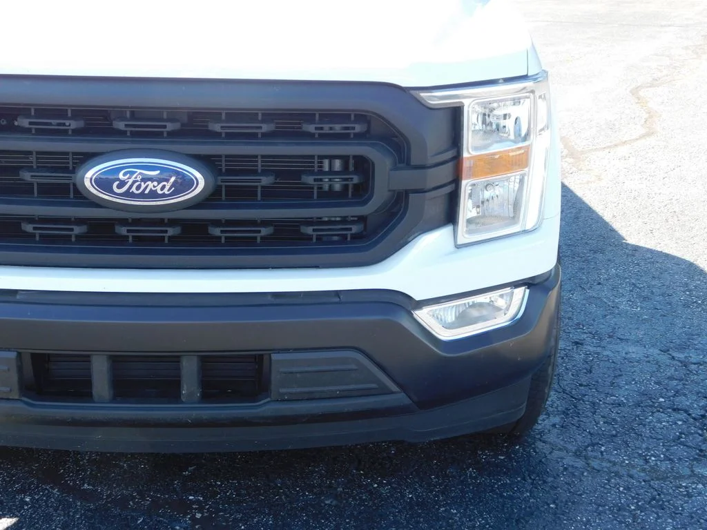Used 2022 White Ford XL image 11