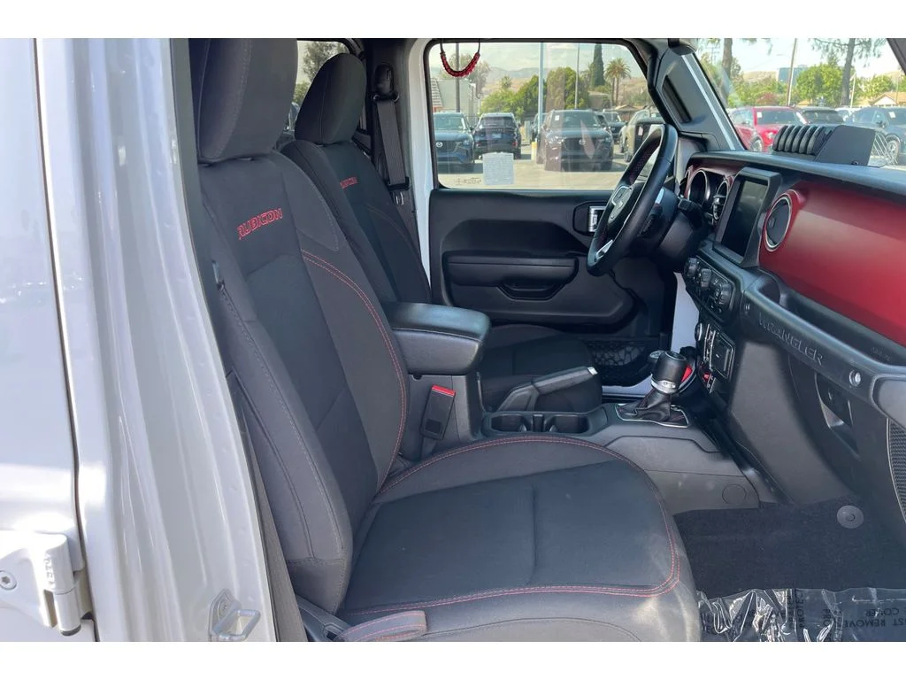 Used 2022 Bright White Clearcoat Jeep Unlimited Rubicon image 19
