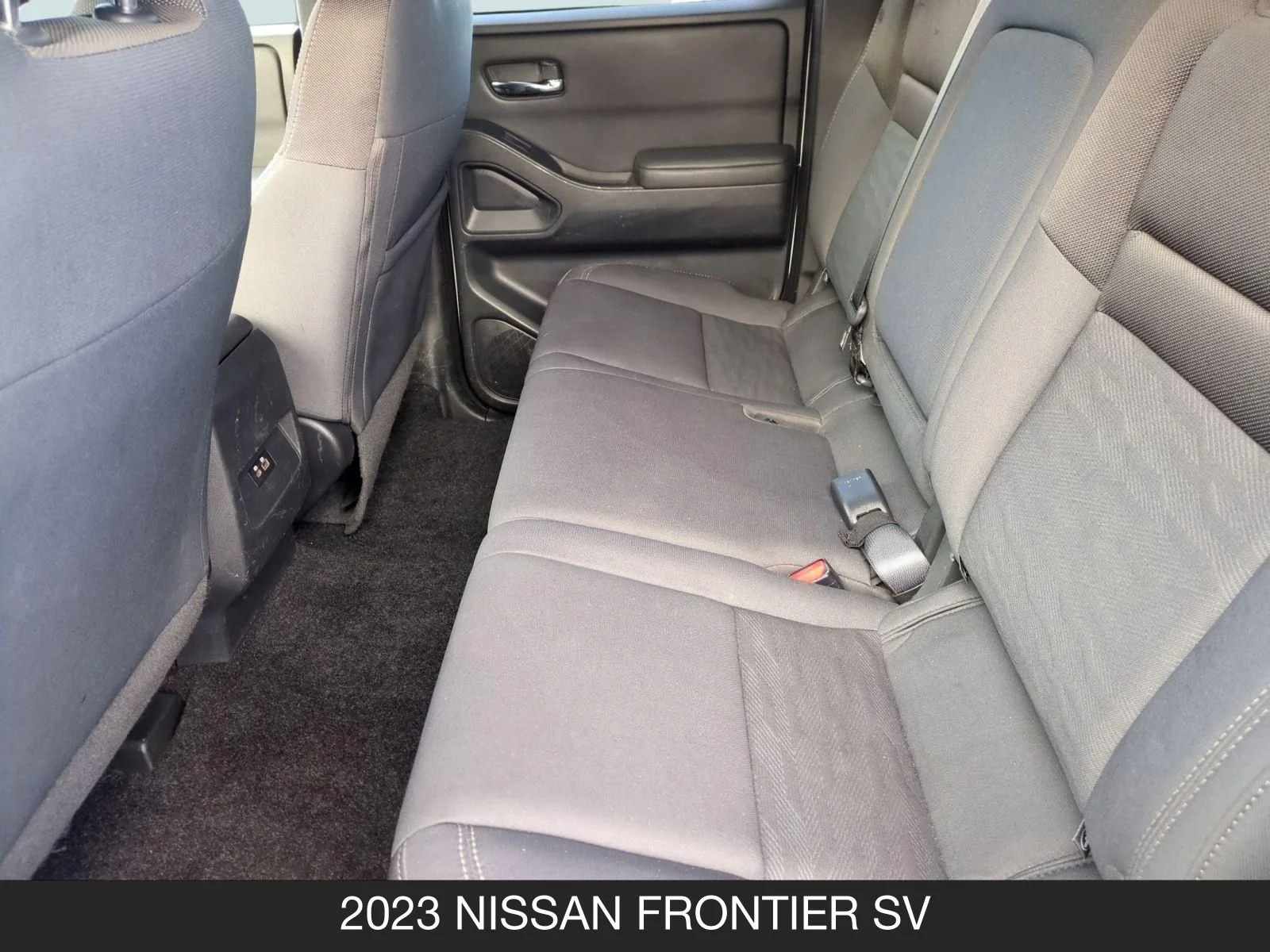 Used 2023 Glacier White Nissan SV image 15