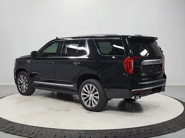 Used 2021 Onyx Black GMC Denali image 5