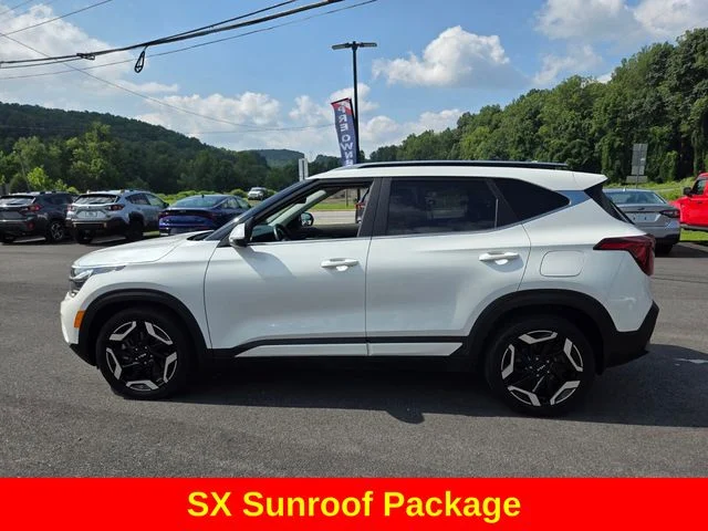 Used 2024 White Kia SX image 5
