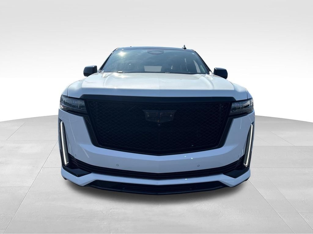 Used 2022 White Cadillac Sport Platinum image 8