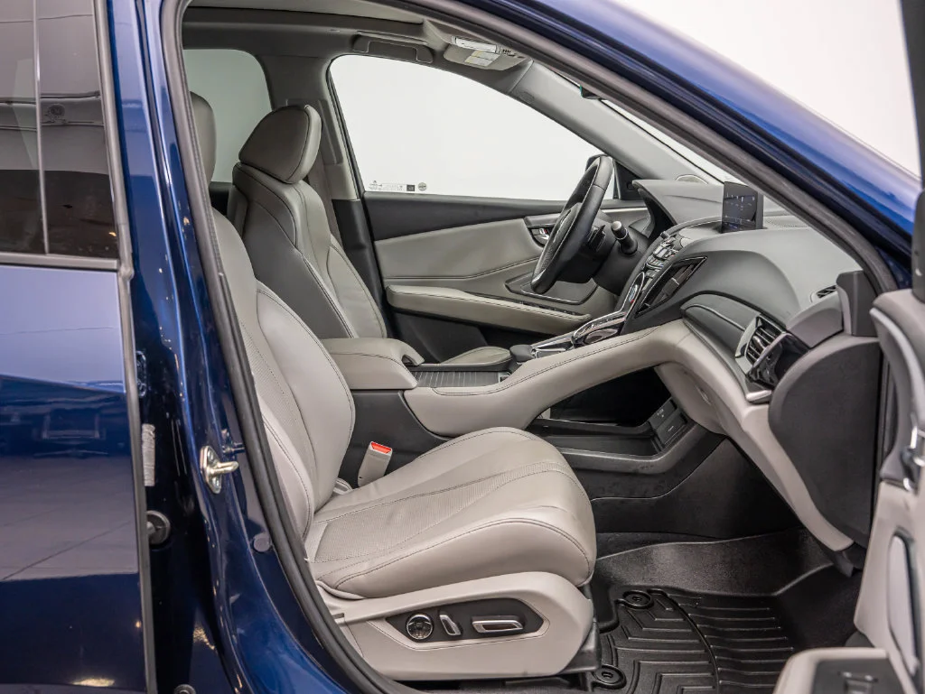 Used 2020 Fathom Blue Pearl Acura Technology Package image 25